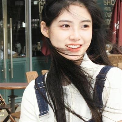 左撇子女人海报